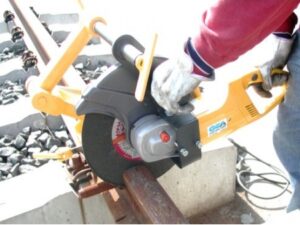 TRONCATRICE ELETTRICA Mod. TRE-010 TRONCATRICI