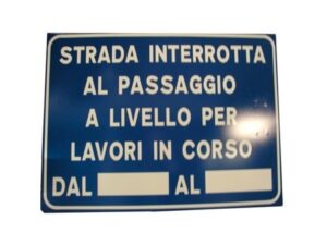 SEGNALI STRADALI SEGNALAZIONE E SICUREZZA
