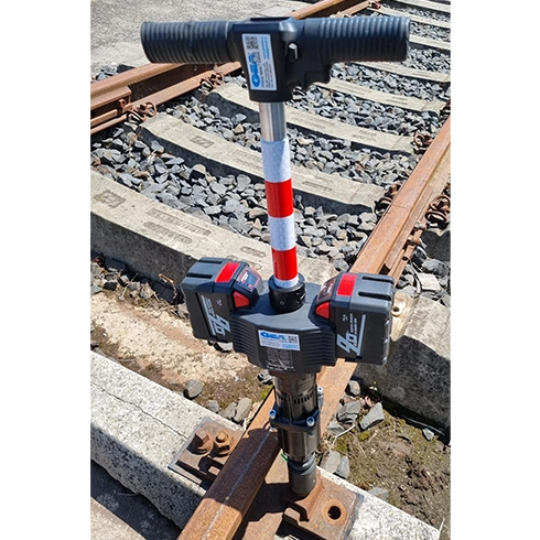 Avvitatore di nuova generazione con tecnologia batteria al litio.
Robusto, design compatto, leggero, coppia di serraggio elevata